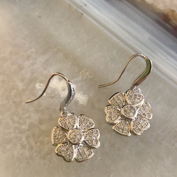 Cubic Zirconia Brilliant Pavé Flower Earrings,NWT-Boutique - Picture 9 of 9